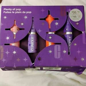 Clinique: "Plenty of Pop" Long wear Lipstick Christmas Gift Box NWT